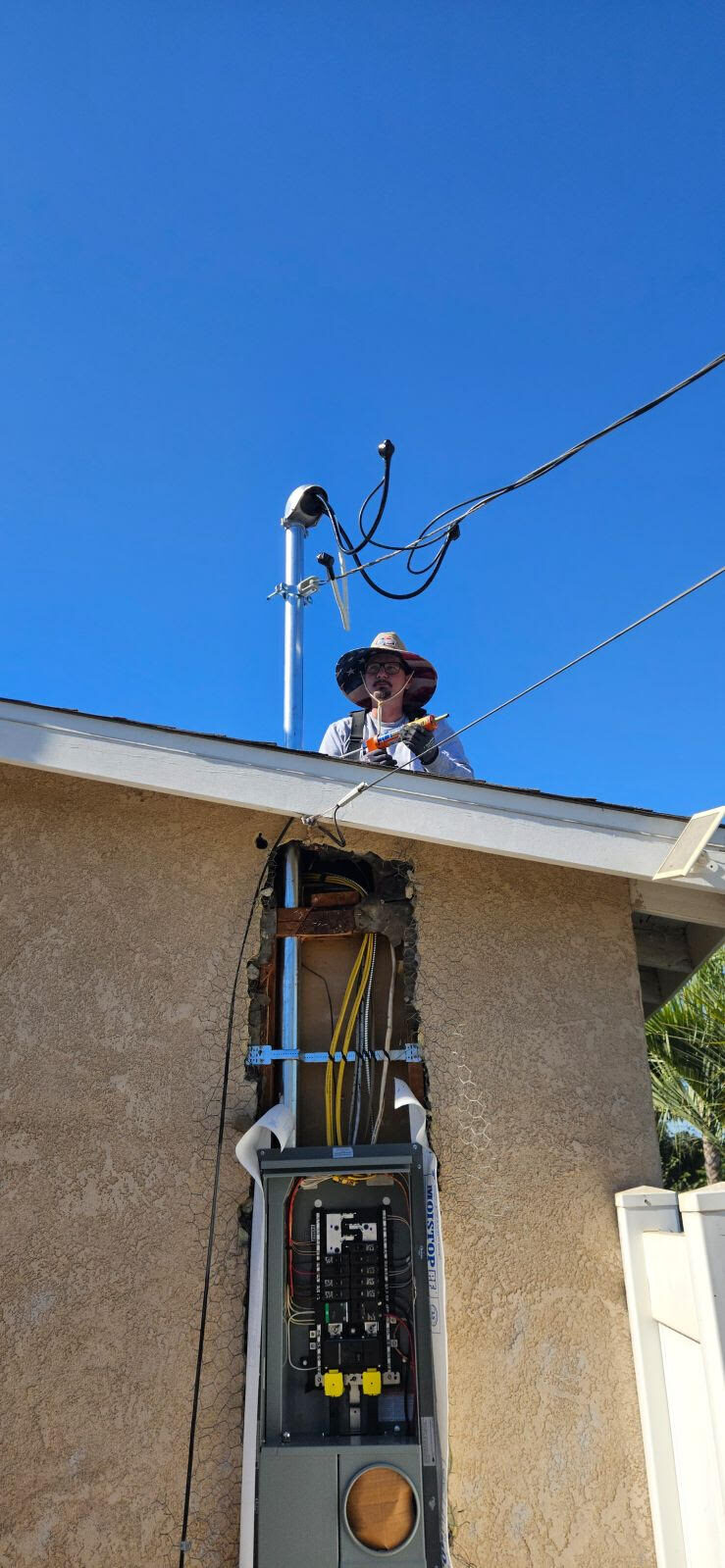 All Current Electric upgrading a home's electrical service entrance